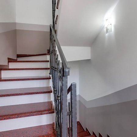מאלי לוסיניי House Baumgarten מראה חיצוני תמונה