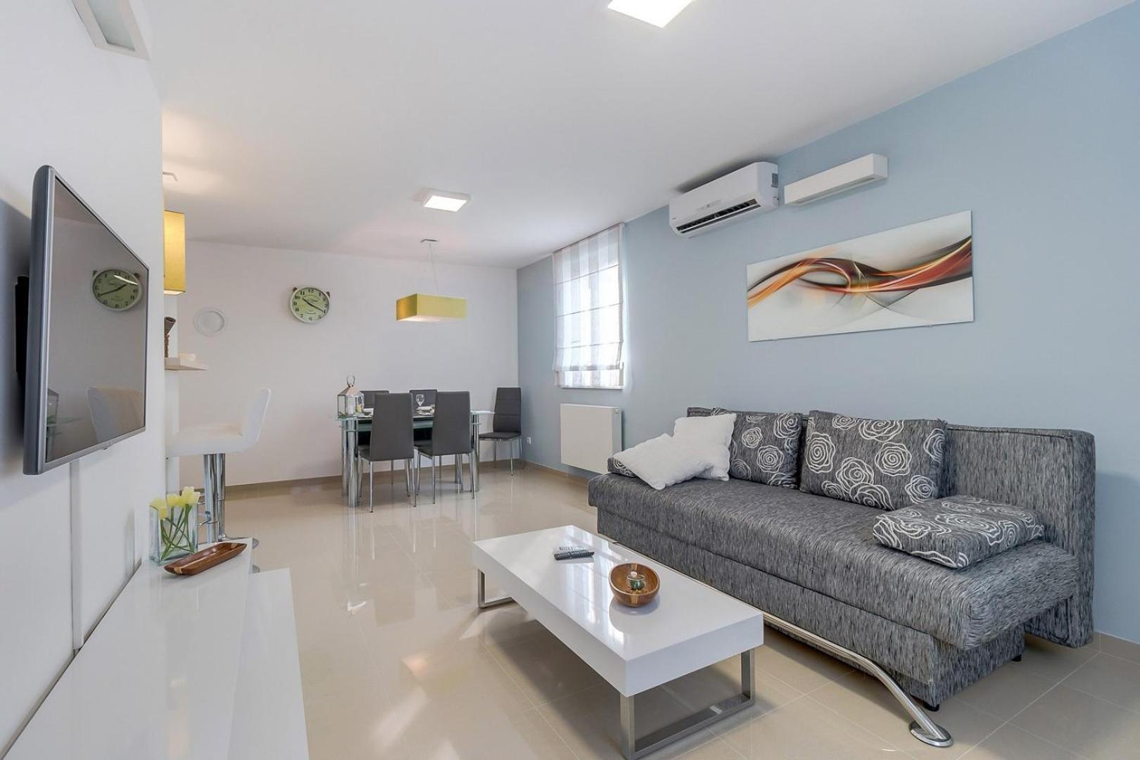מאלי לוסיניי House Baumgarten מראה חיצוני תמונה