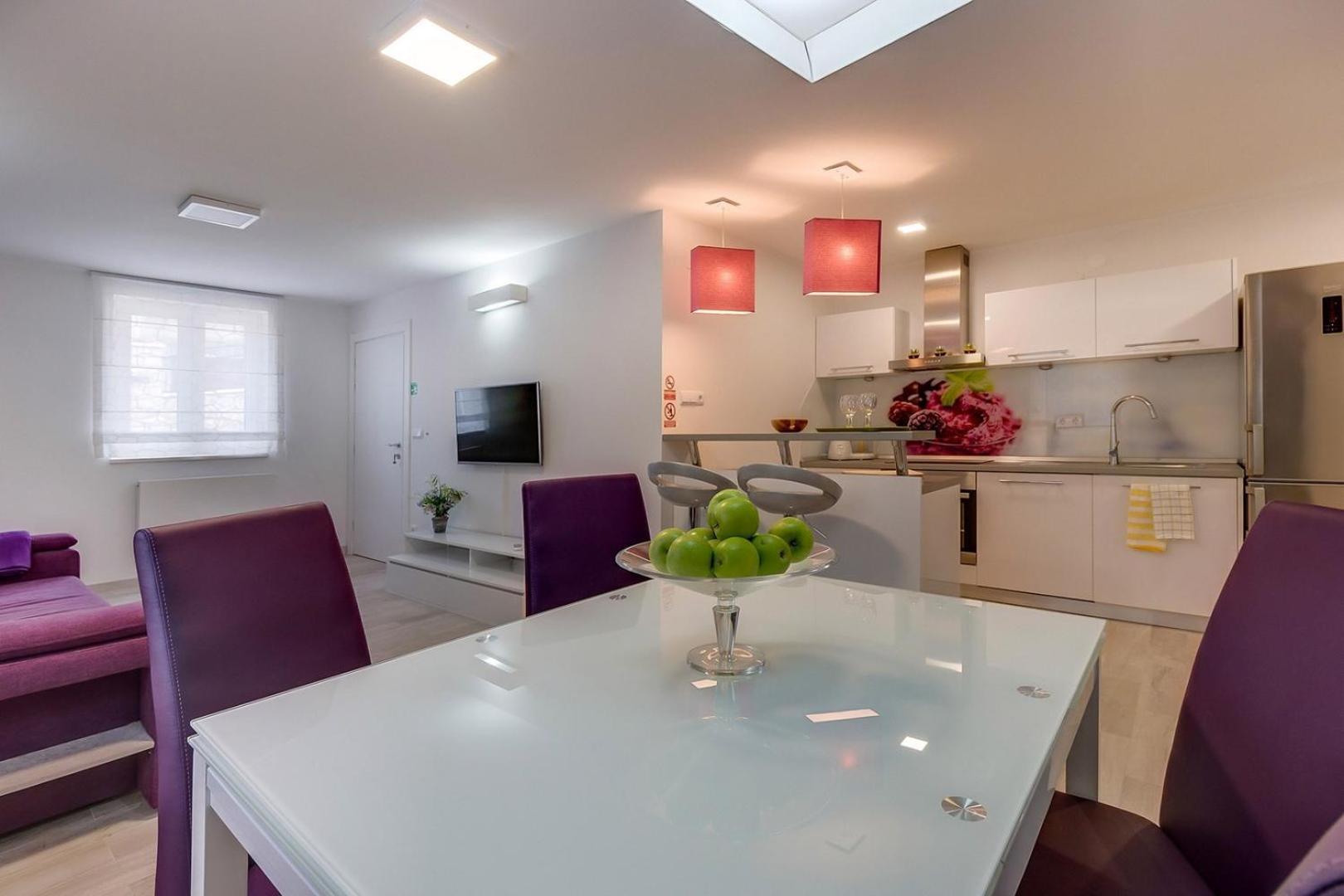מאלי לוסיניי House Baumgarten מראה חיצוני תמונה