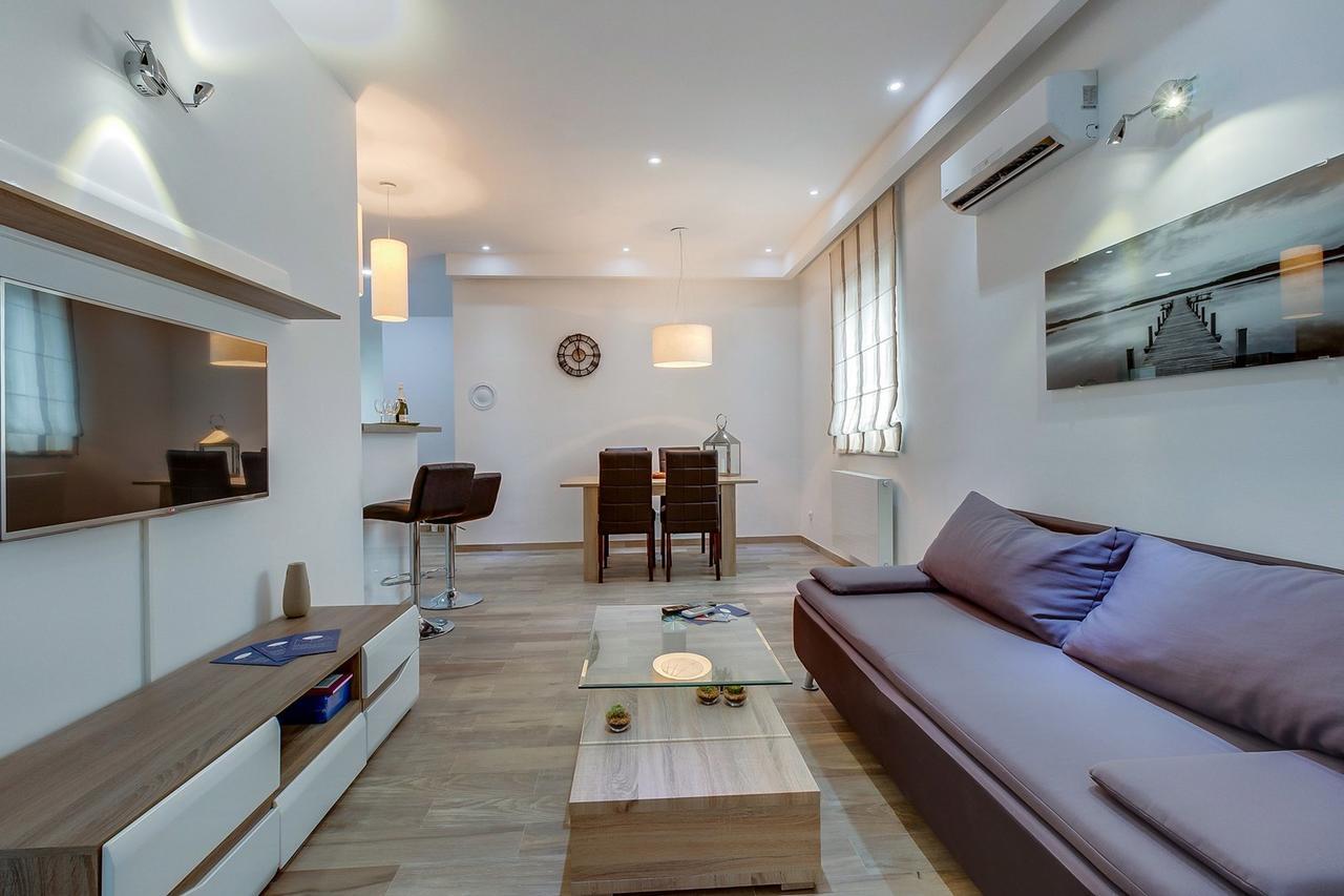 מאלי לוסיניי House Baumgarten מראה חיצוני תמונה