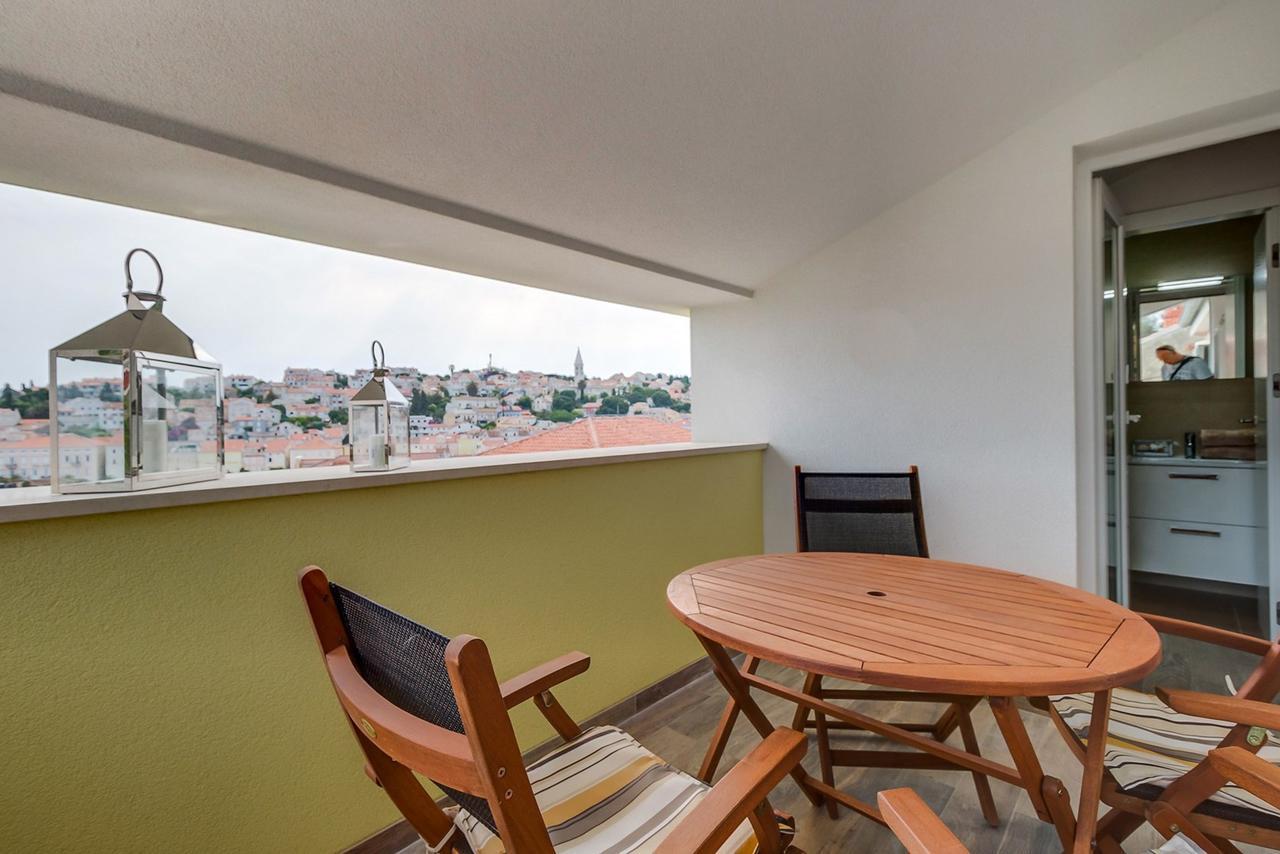 מאלי לוסיניי House Baumgarten מראה חיצוני תמונה